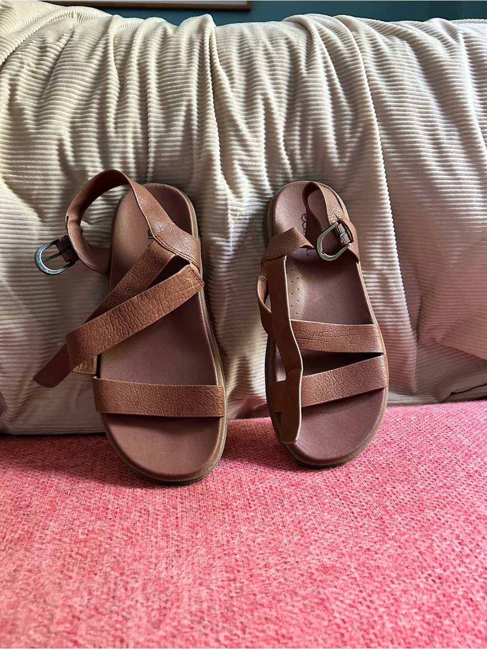Earth Brown Leather-Strap Sandals